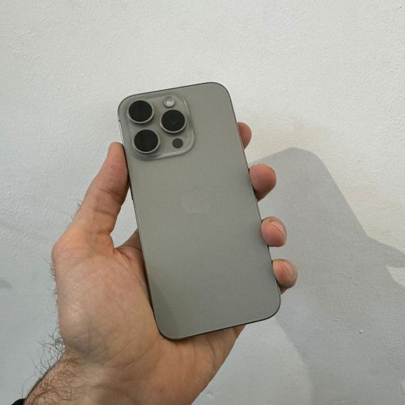 Apple iPhone 15 Pro 256GB 90% АКБ (полный комплект)
