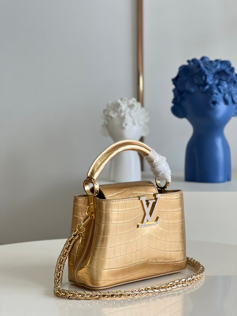 Louis Vuitton Capucines Mini