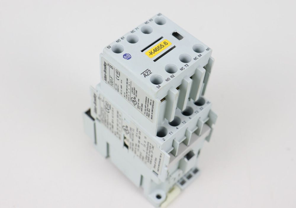 Контактор переменного тока Allen Bradley 100-C23*01 + 100-F