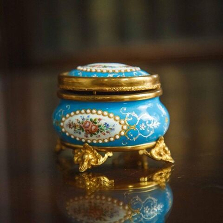 Винтаж: Изящная шкатулка в стиле Севр