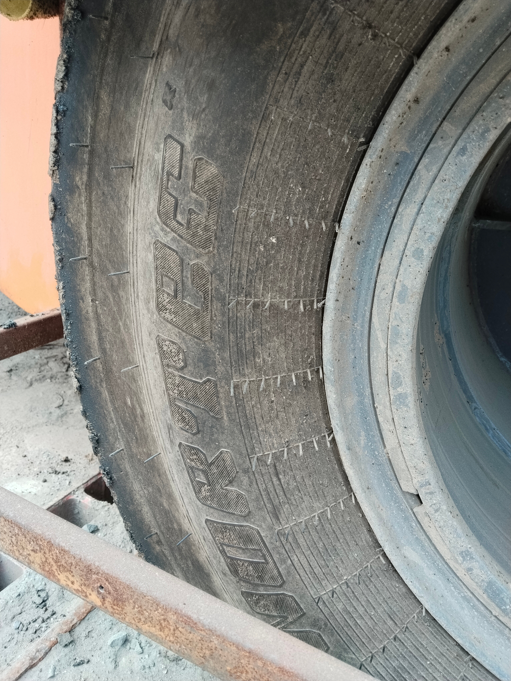 Завод дорожных машин DM* Каток DM-13-SP (Дизельный, 4,4 л, 99 л.с., АТ)