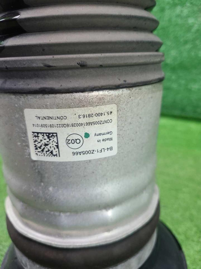 Стойка пневматическая правая Mercedes S W223 20-нв