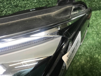 Фара левая Toyota Rav 4 CA40 (2015-2019) LED