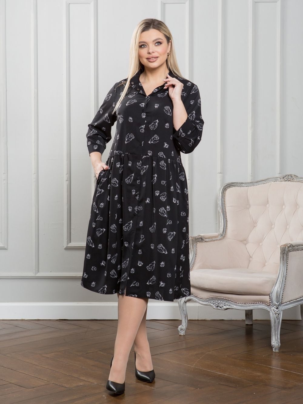 Платье 1329 цветы на черном Novita (Акция)