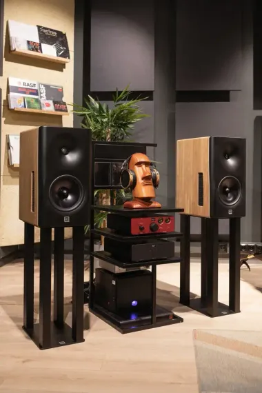 Dutch & Dutch 8c Speaker Stand