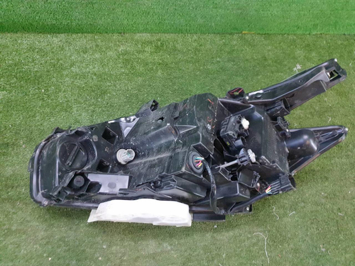 Битая Фара правая Nissan Murano Z52 (14-22) LED