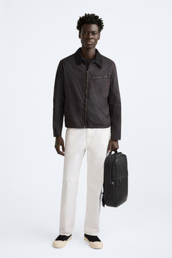 ZARA РЮКЗАК С КАРМАНАМИ И ТИСНЕНИЕМ, ЧЕРНЫЙ