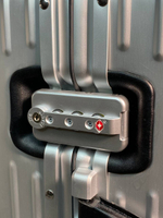 Чемодан Rimowa