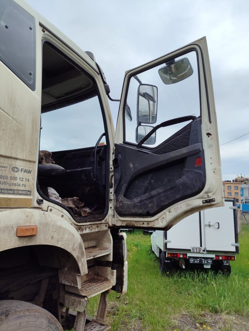 FAW J6 8x4 Самосвал СА3310Р66K24T4E5 (Дизельный, 11,1 л, 420 л.с., МТ)