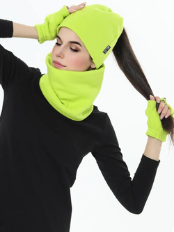 Шапка бини с начесом для хвоста, дред и кос