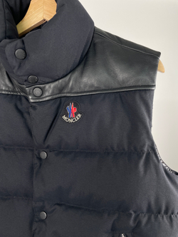 Жилет Moncler