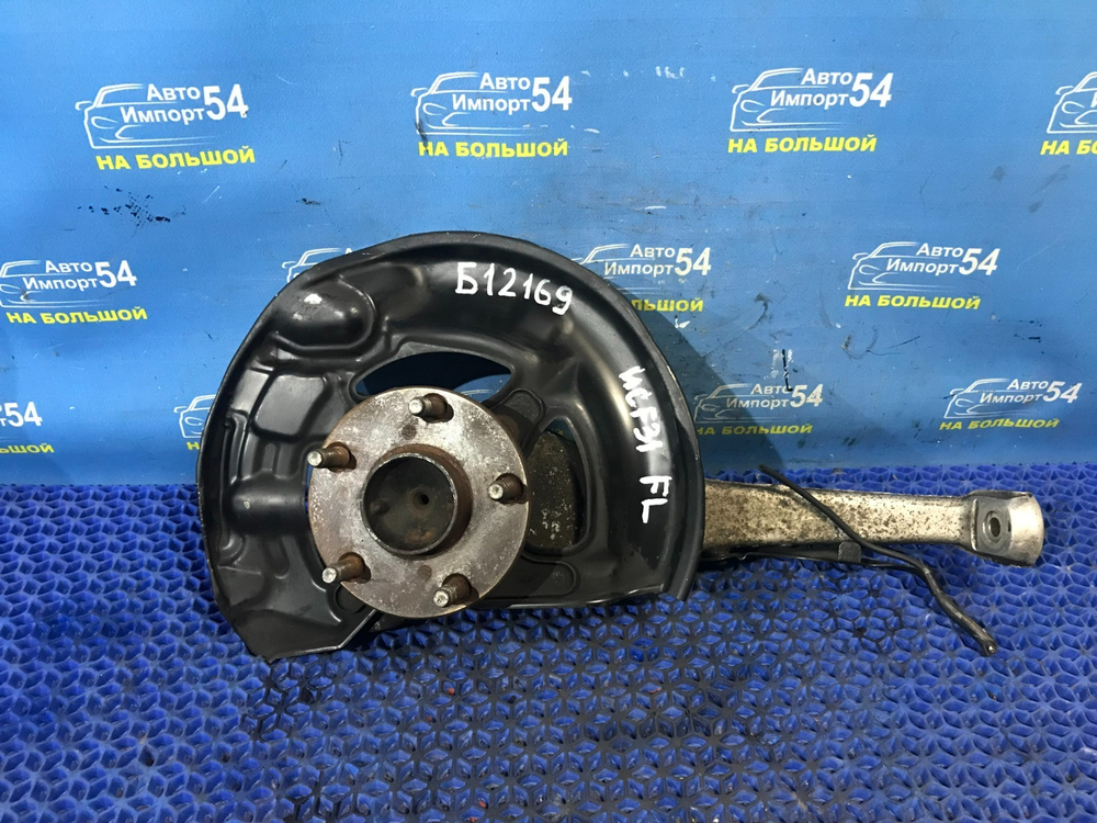 Ступица передняя левая TOYOTA CELSIOR 2000-2006