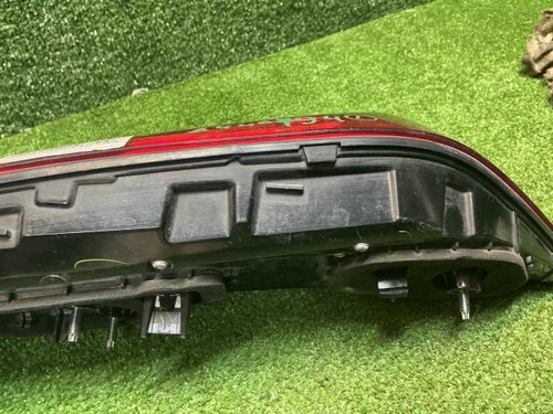 Фонарь левый внутренний BMW X7 G07 (2019-2022)