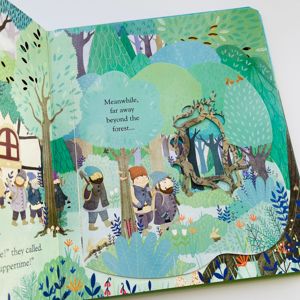 Usborne Peep Inside a Fairy Tale. Snow White and the Seven Dwarfs.