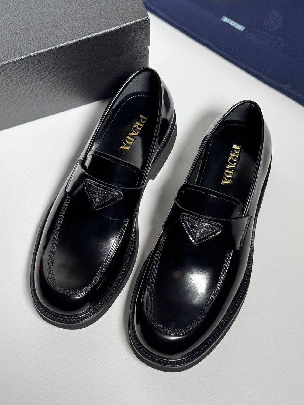 Лоферы Prada