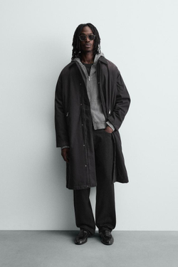 ZARA ПАЛЬТО ИЗ ДЕНИМА С ЭФФЕКТОМ ПОТЕРТОСТИ, ЧЕРНЫЙ