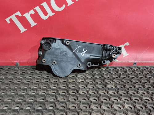 Крышка плиты двигателя