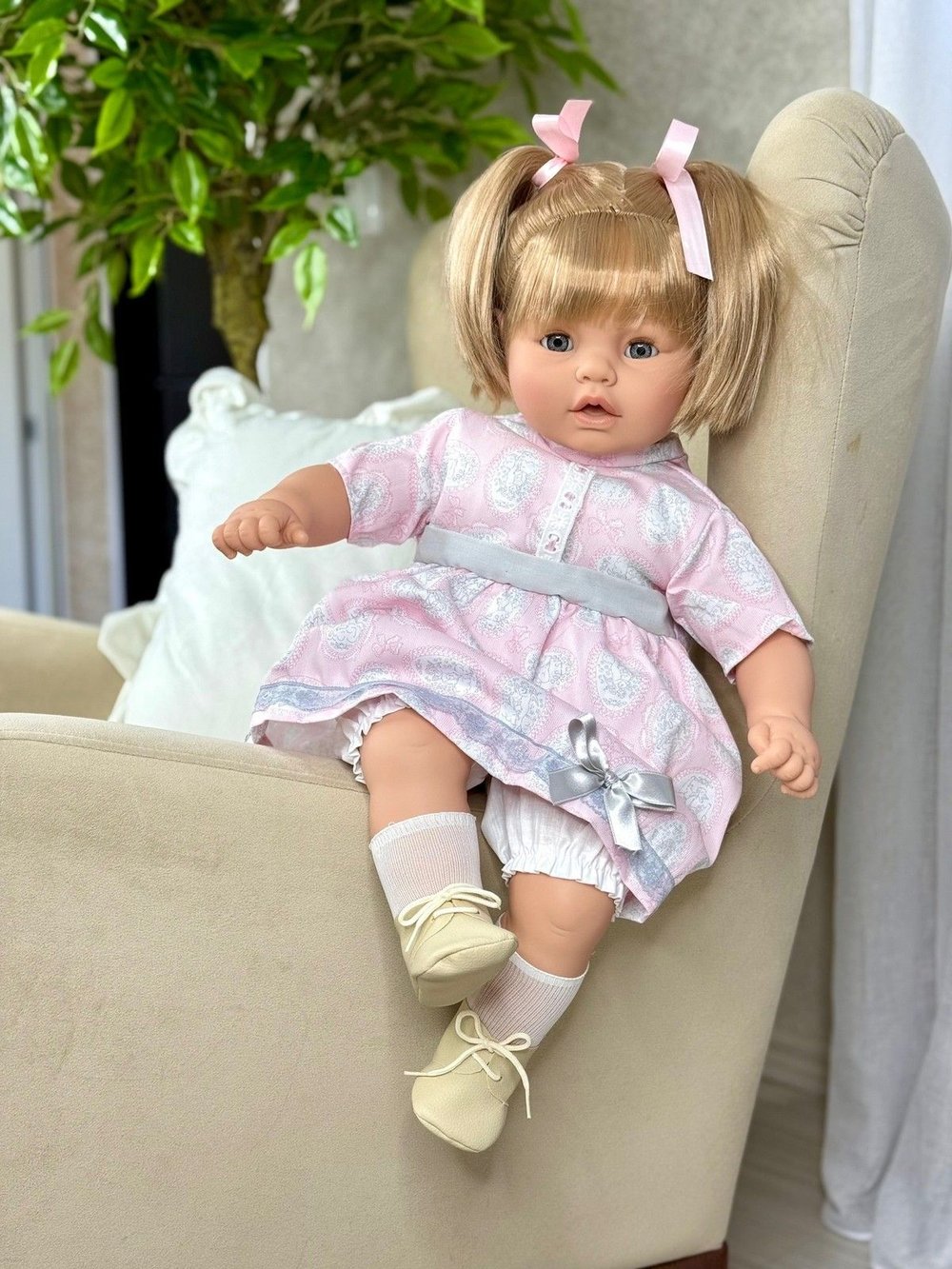 Кукла Berbesa мягконабивная 62см Dulzona (8043S)