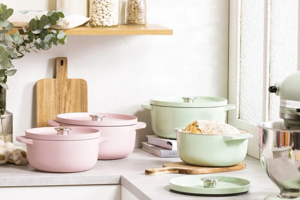 KitchenAid Чугунная кастрюля 26 см 5,2 л розовая