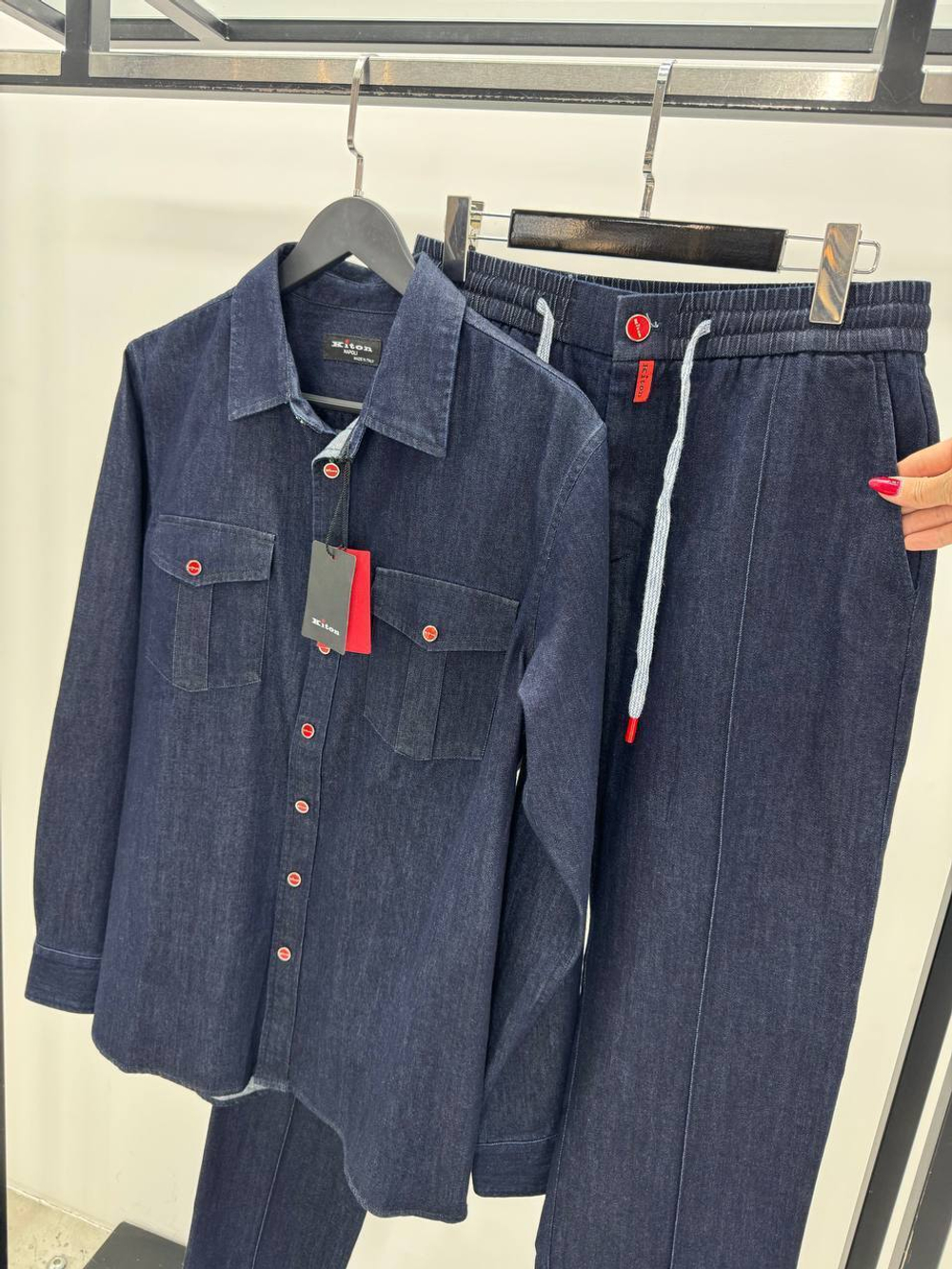 Джинсовый костюм Kiton