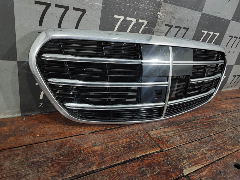Решетка радиатора Mercedes S-Class (W223) 20-нв Б/У Оригинал A22388041009040