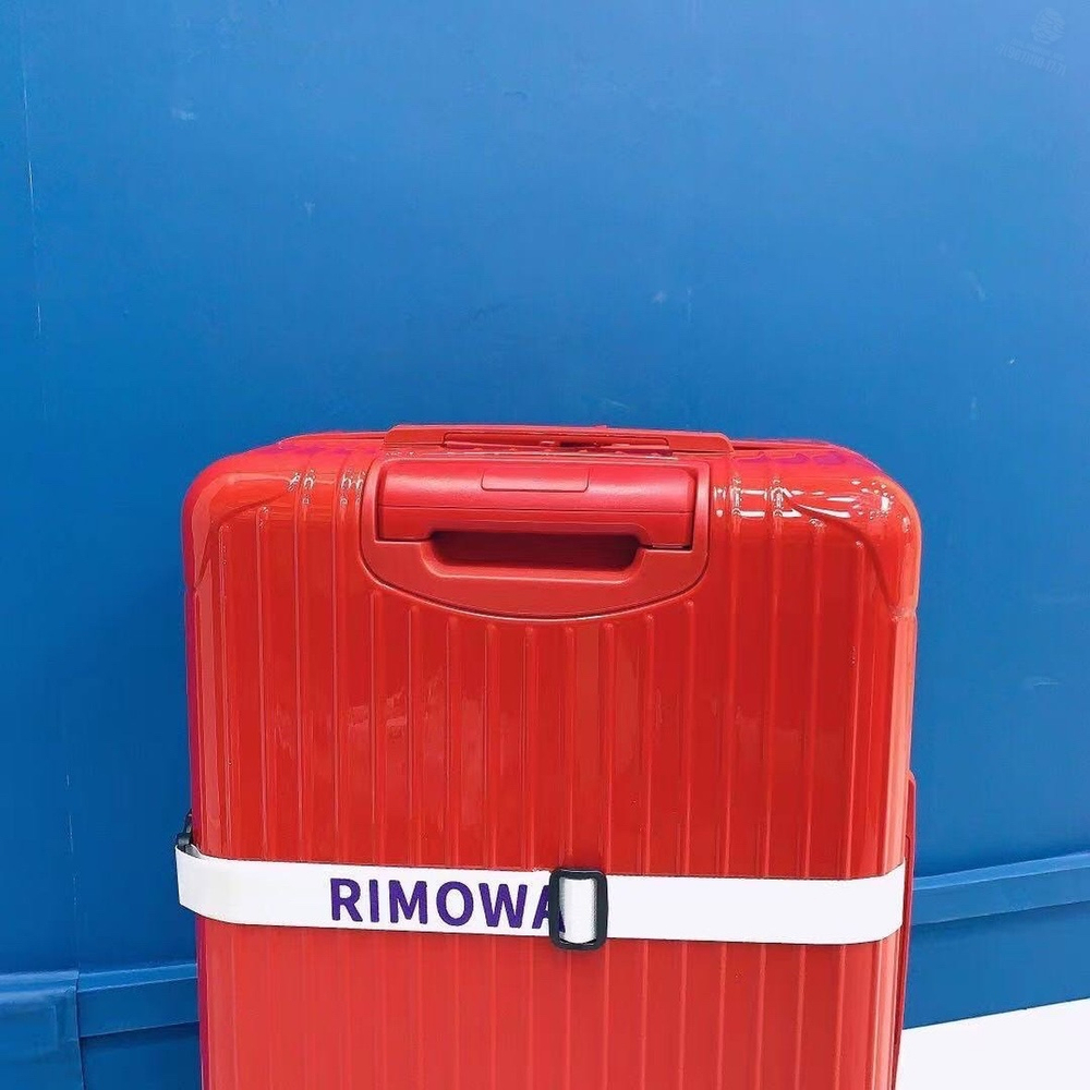 Дорожный чемодан Rimowa