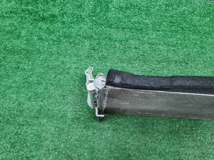 Радиатор кондиционера Genesis G70 (2017-2021)