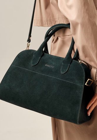 Темно-зеленый цвет