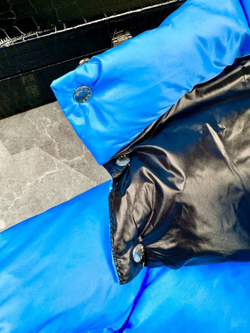 Пуховик Moncler