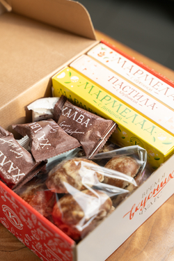 Набор подарочный "С Новым годом 2025" (сладкий)