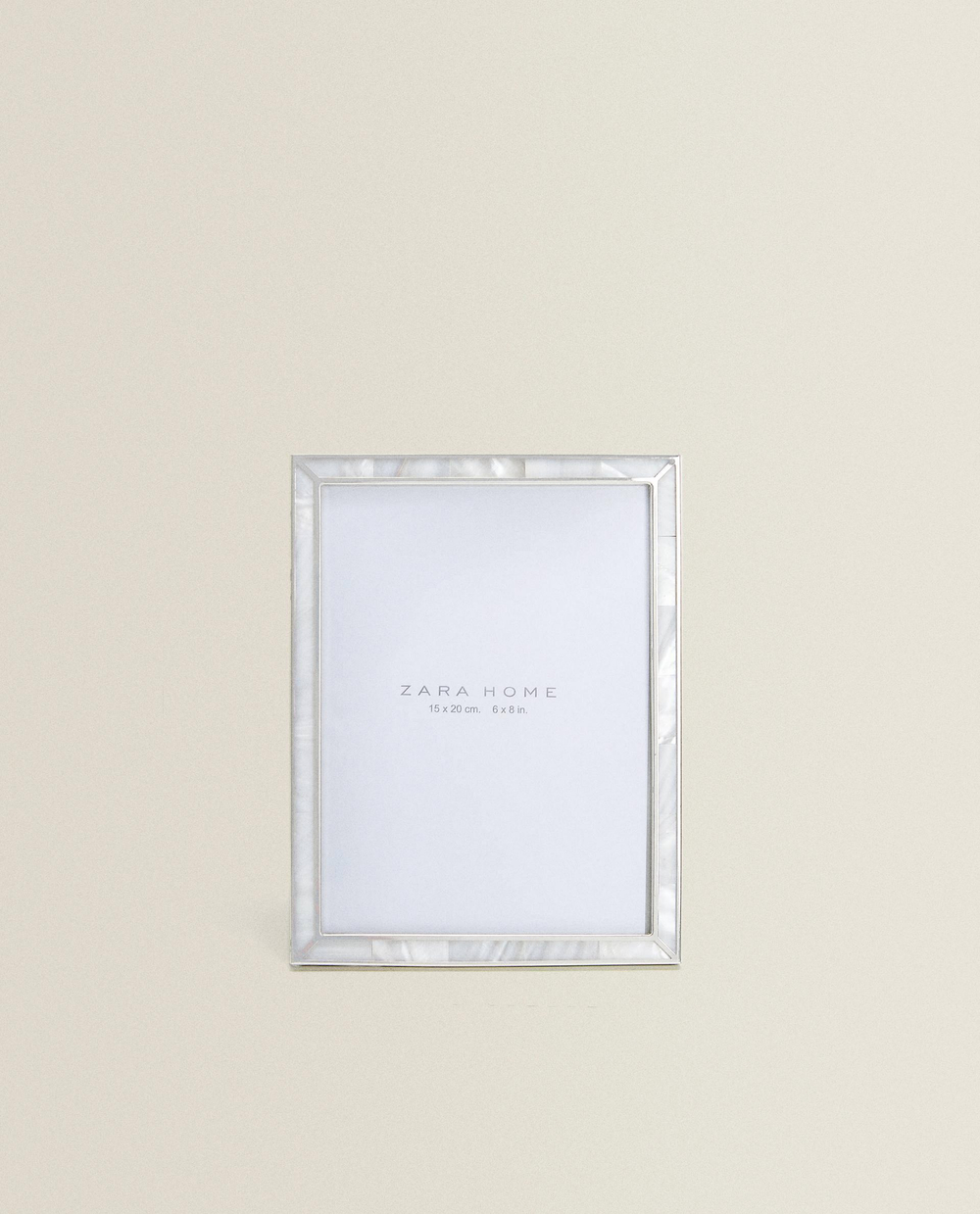 Zara Home Фоторамка из стекла, цвет белый, 19 см · 4375/045