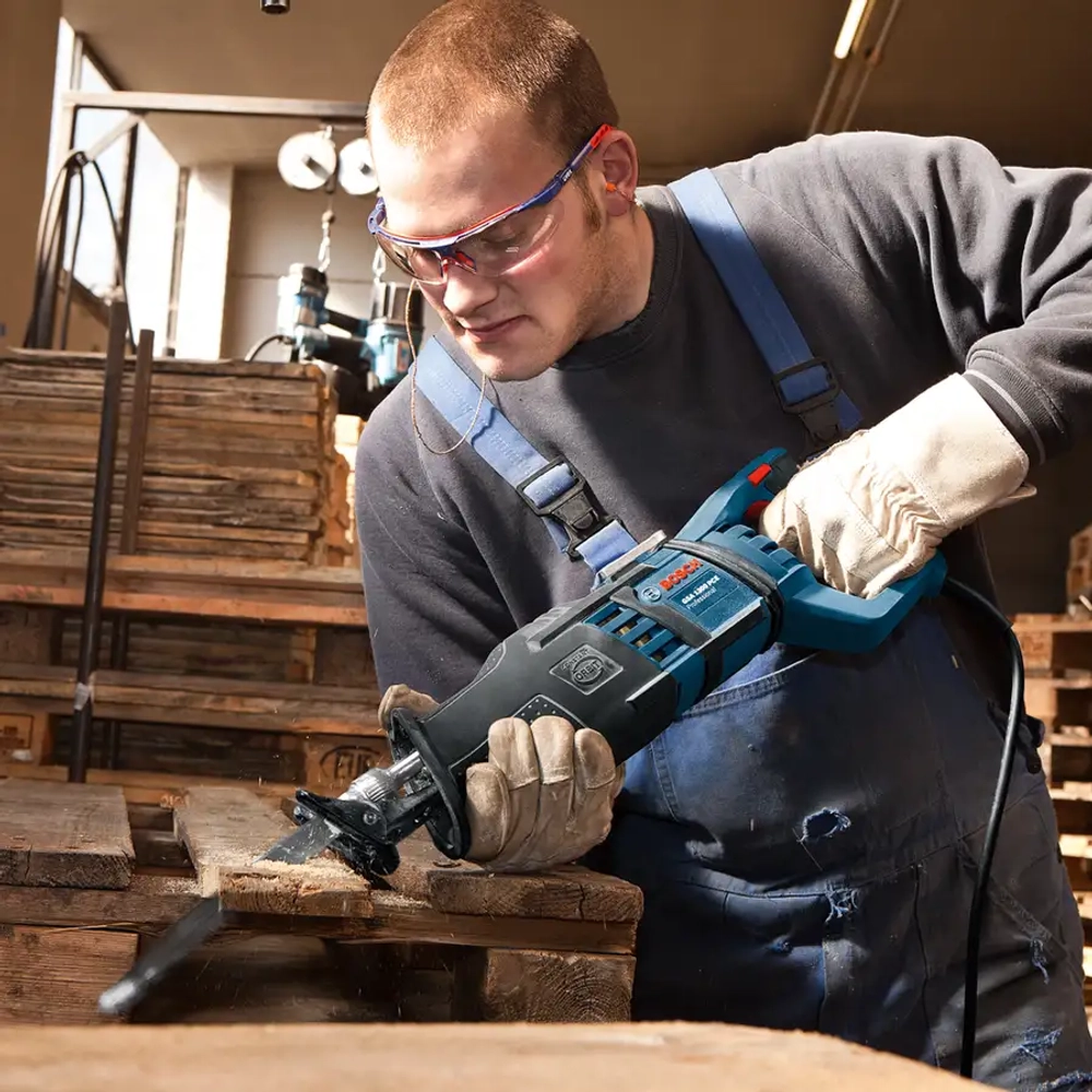 Пила сабельная GSA 1300 PCE BOSCH 060164E200