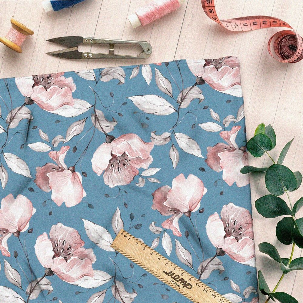 Ткань атлас нежные розовые цветы