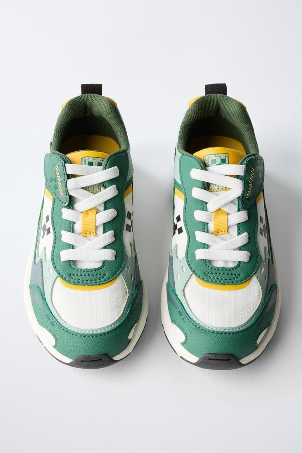 ZARA СПОРТИВНЫЕ КРОССОВКИ MINECRAFT © MOJANG AB. ™, ЗЕЛЕНЫЙ