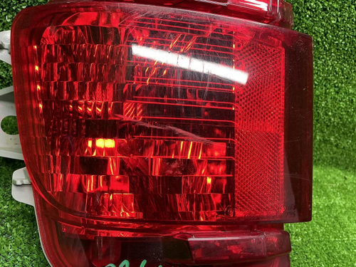 ПТФ левый Toyota Land Cruiser 200 (2015-2021)