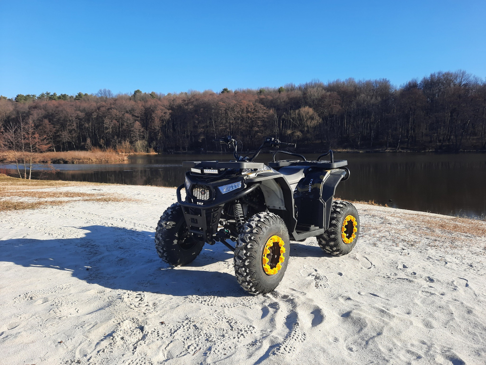Квадроцикл бензиновый MOTAX GRIZLIK W200