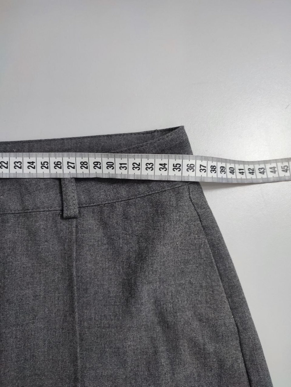 Брюки Pull&Bear серого цвета 42 размер