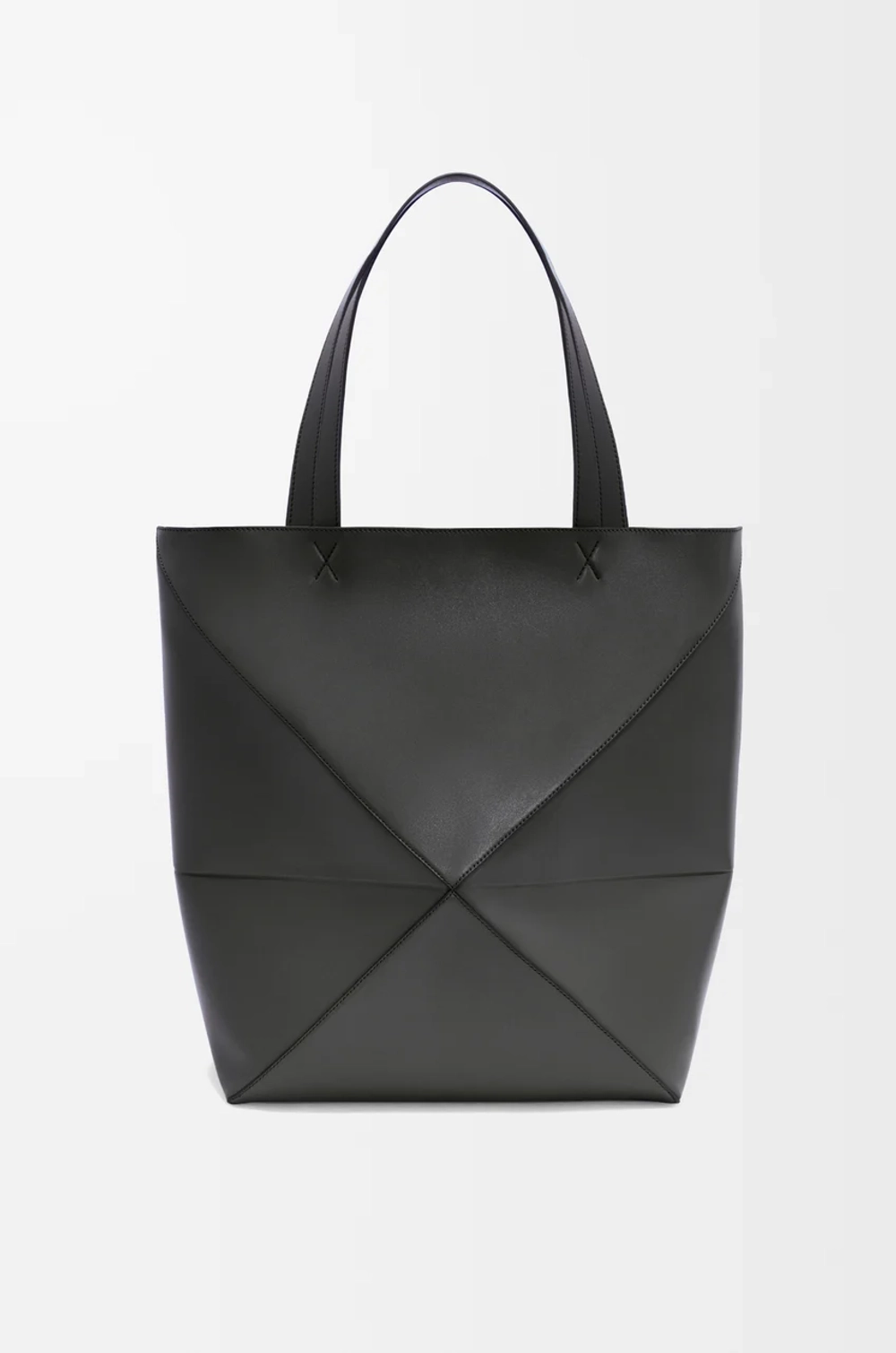 Loewe Сумка-тоут XL Puzzle Fold из блестящей телячьей кожи, черный