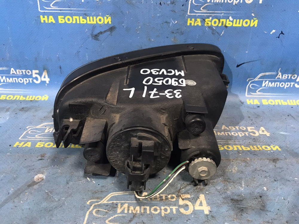 Туманка левая TOYOTA WINDOM 2001-2004