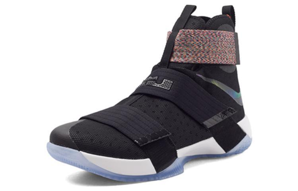 Кроссовки Nike Zoom Soldier 10 Cosmic