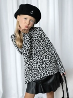 Лонгслив для девочки леопард