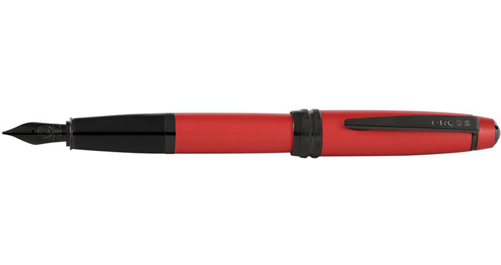 Солидная красная перьвевая ручка с колпачком CROSS Bailey AT0456-21FJ в подарочной коробке