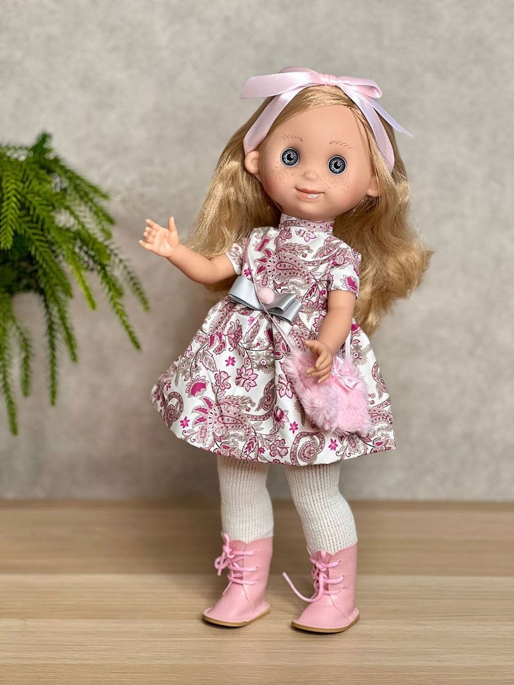 Кукла Berbesa виниловая 40см LINDA (4750K)