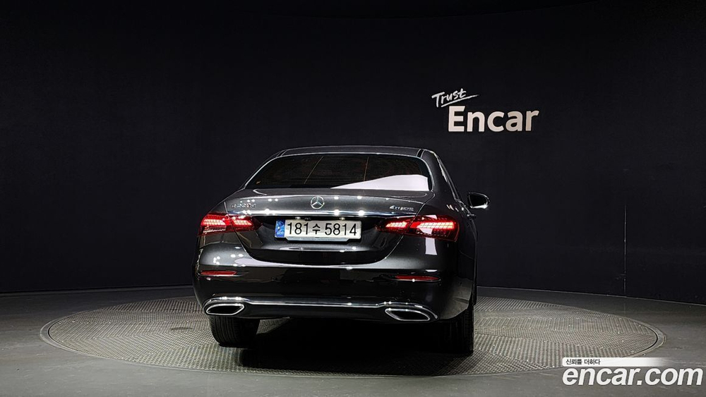 Mercedes-Benz E-Class W213 E220d 4MATIC Exclusive (01.2021)