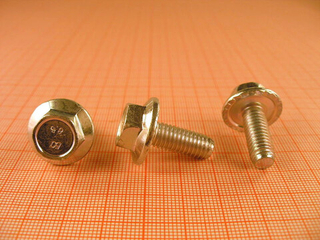 Болт 8х 20 бампера 2101 с зубчастым буртиком (ОАО «БелЗАН»)(уп25\50шт)