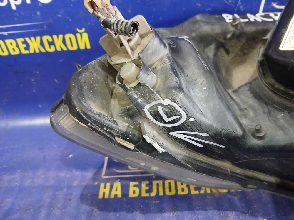 Фара передняя левая Honda ODYSSEY 2002