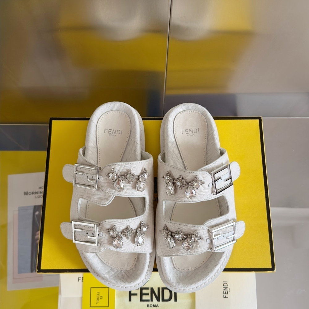 Fendi Feel Slides