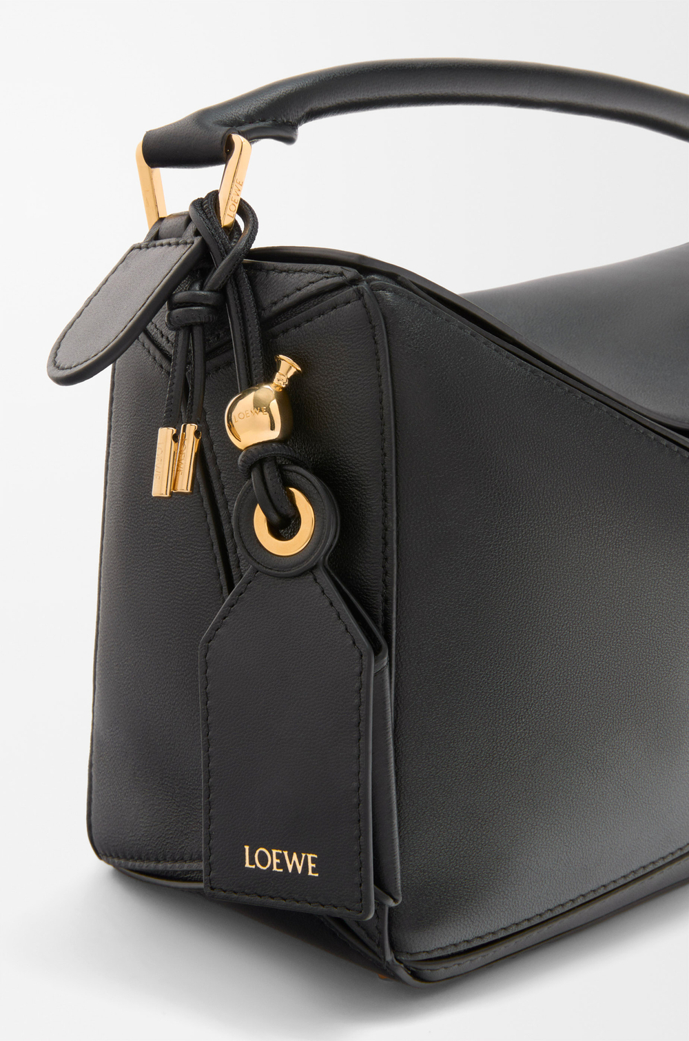 Loewe Маленькая сумка натуральной кожи, черный