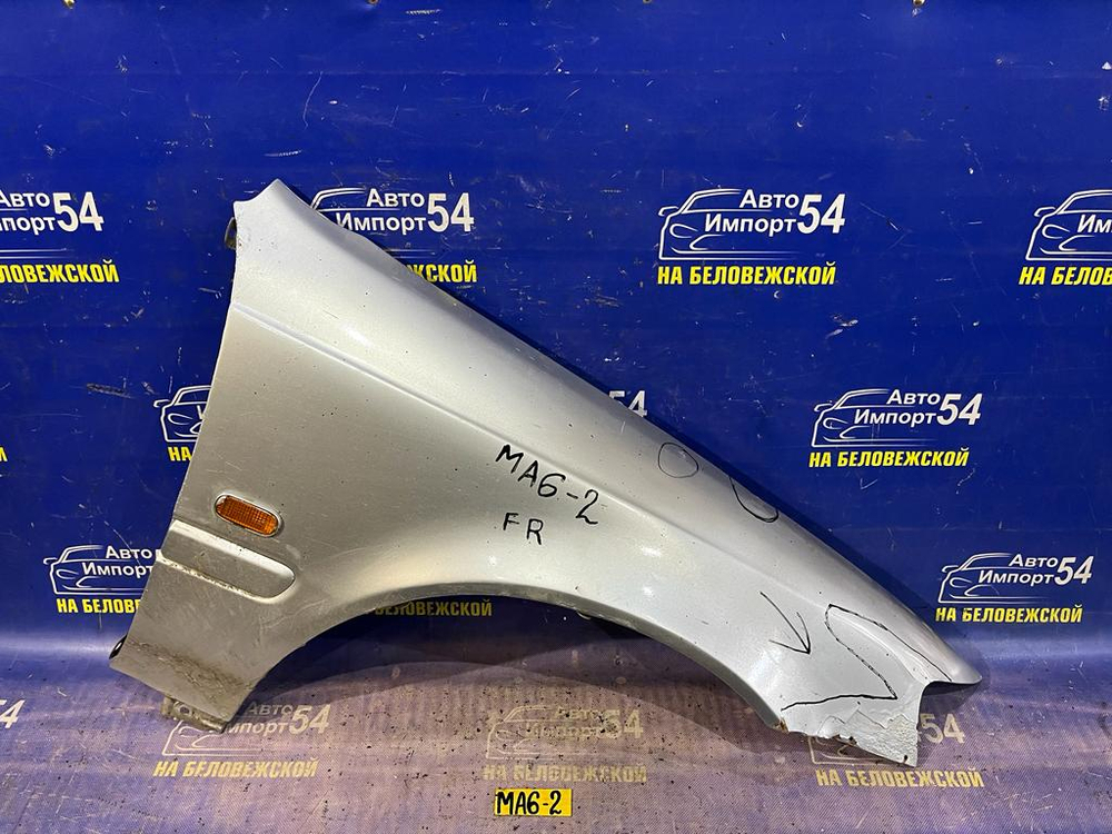 Крыло переднее правое Honda DOMANI 1995