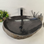 Раковина из речного камня RS-65557 67*53*15 0863